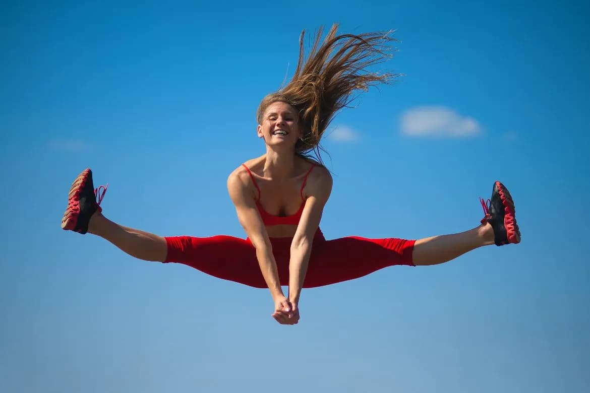 Jak wykonać szpagat jak Van Damme? Sekrety treningu mistrza!