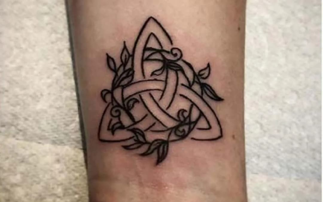 Tatuaż symbol siły - znak motywujący do działania i pokonywania trudności