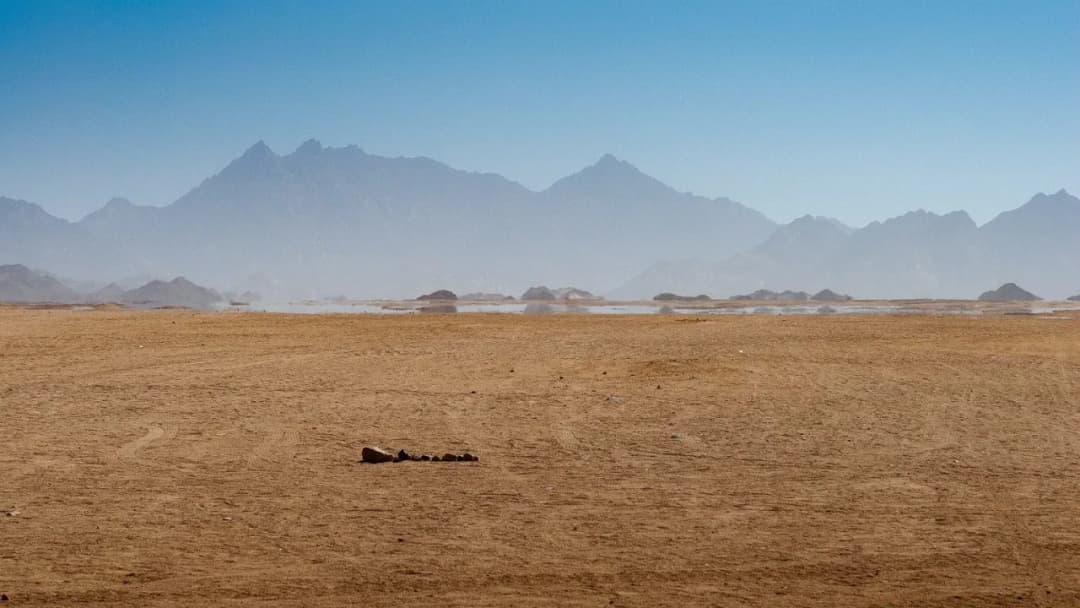 Fascynujący miraż zjawisko optyczne - poznaj tajemnice złudzeń natury