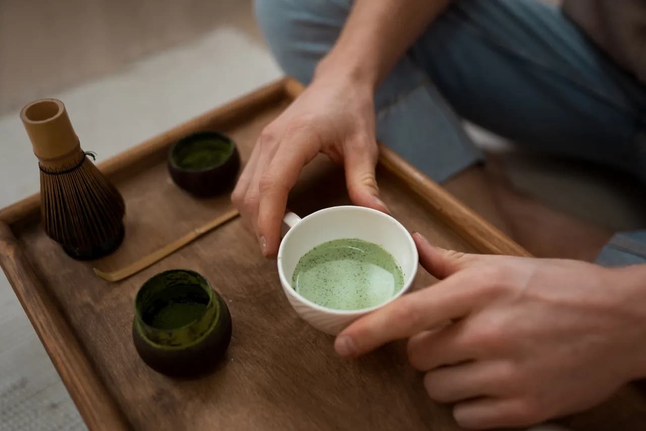 Matcha czy kawa – porównanie i wybór dla zdrowia