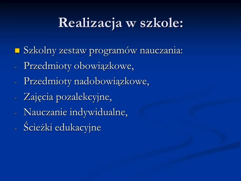 Nauczanie indywidualne: jakie przedmioty są obowiązkowe i jak je dostosować?