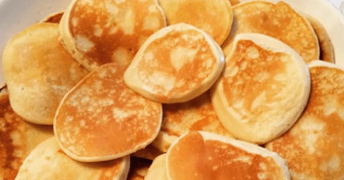 Placuszki twarogowo-bananowe - przepis na pyszne i zdrowe śniadanie